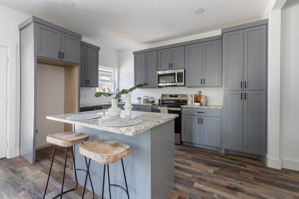 920 S Montreal Avenue Property Photo 12