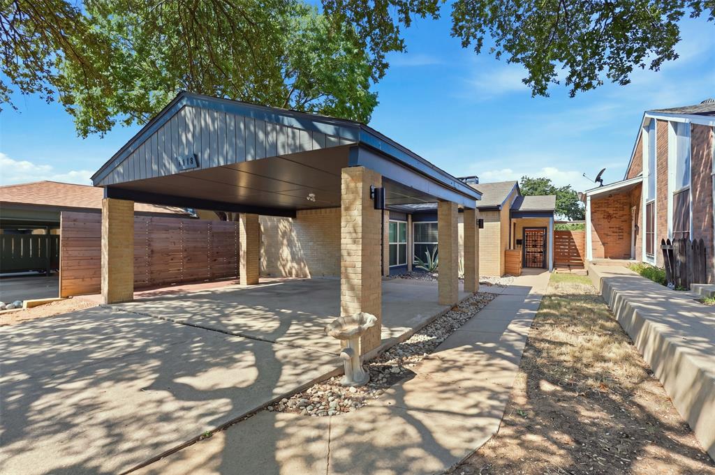 1518 El Camino Real Property Photo 1
