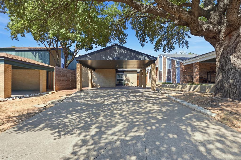 1518 El Camino Real Property Photo 2