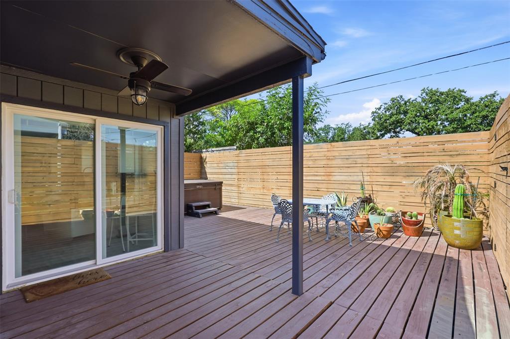 1518 El Camino Real Property Photo 8