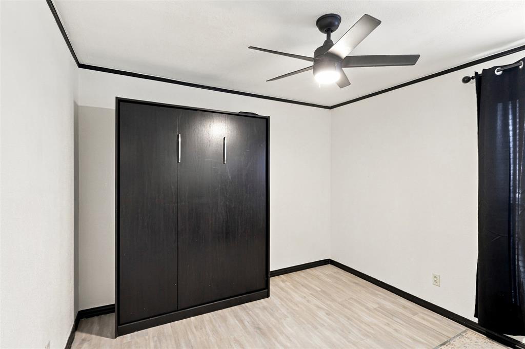 1518 El Camino Real Property Photo 12