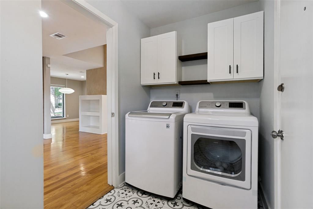 2937 Forest Hills Lane Property Photo 20