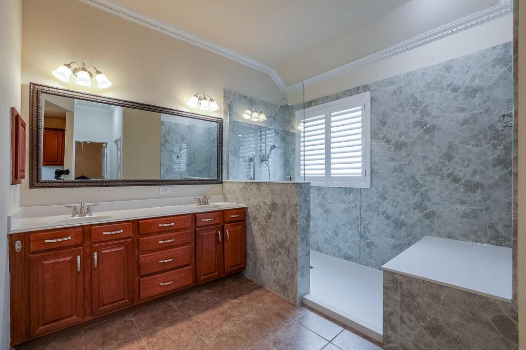 2815 Fox Creek Trail Property Photo 18