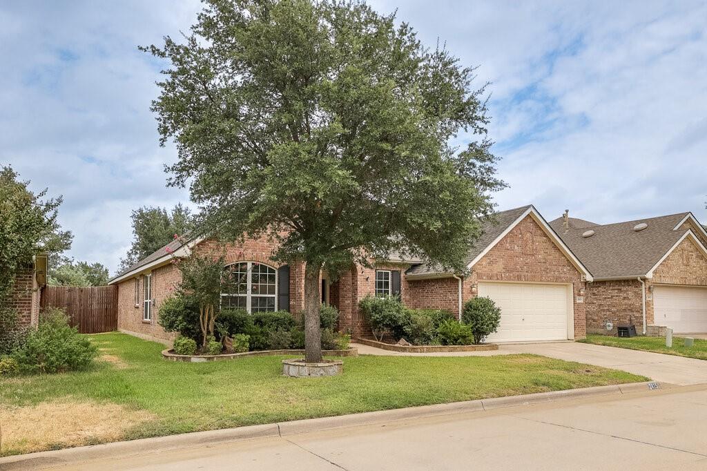 2815 Fox Creek Trail Property Photo 33