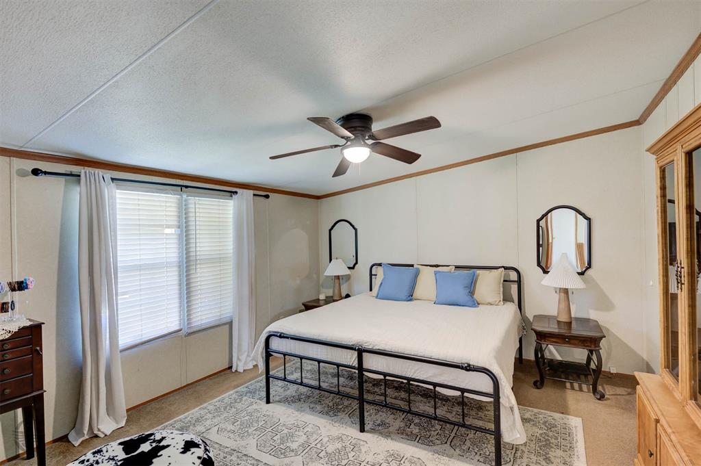 208 Bent Oak Drive Property Photo 13