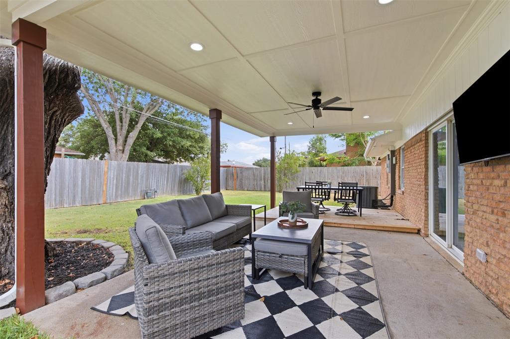 433 La Salle Drive Property Photo 25
