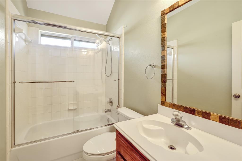 1315 Ballantrae Drive Property Photo 20