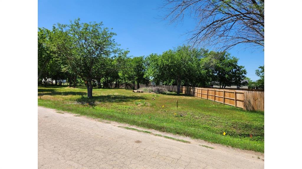 4251 Thousand Oaks Drive Property Photo 5