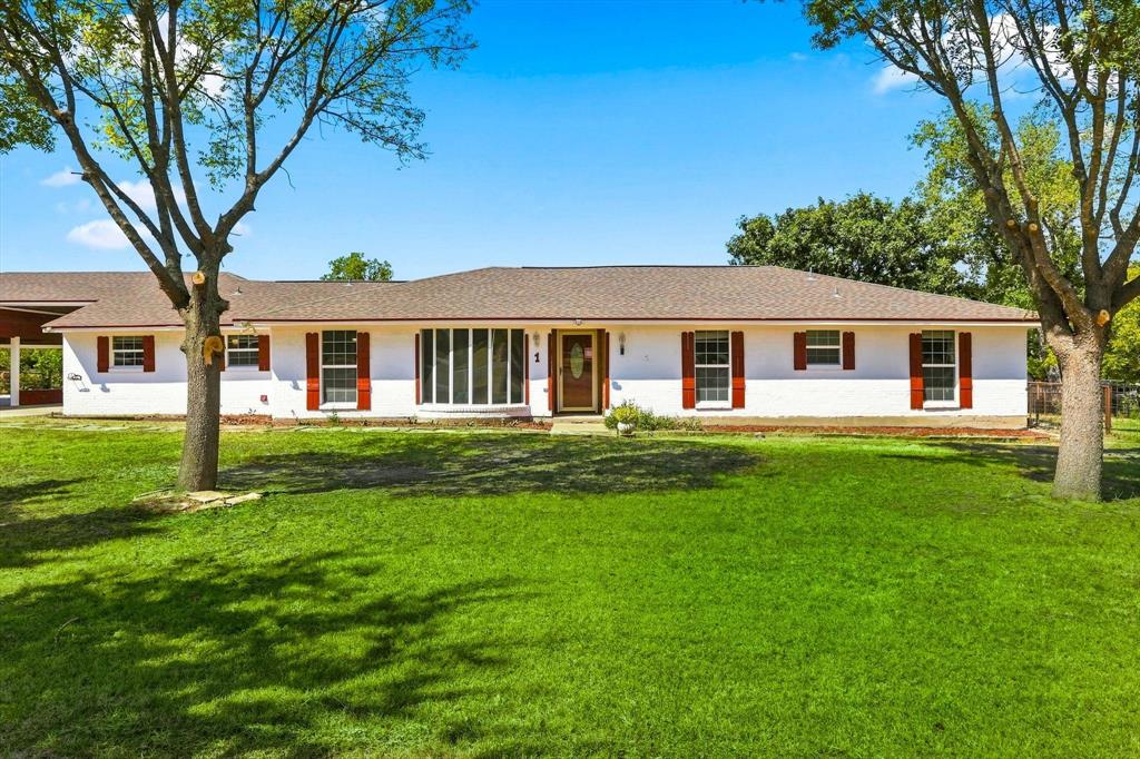 1 Glencove Circle Property Photo 2