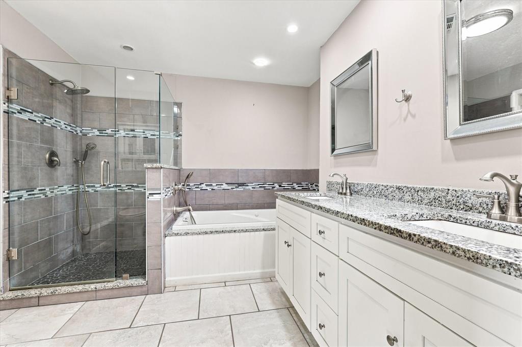 1 Glencove Circle Property Photo 13
