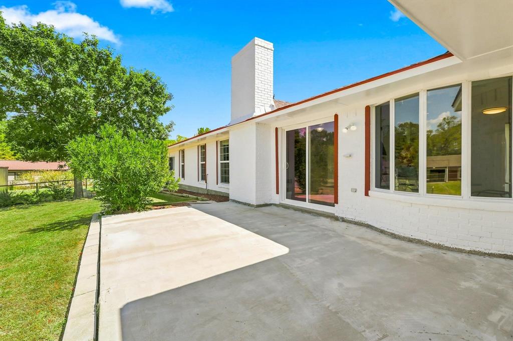 1 Glencove Circle Property Photo 21