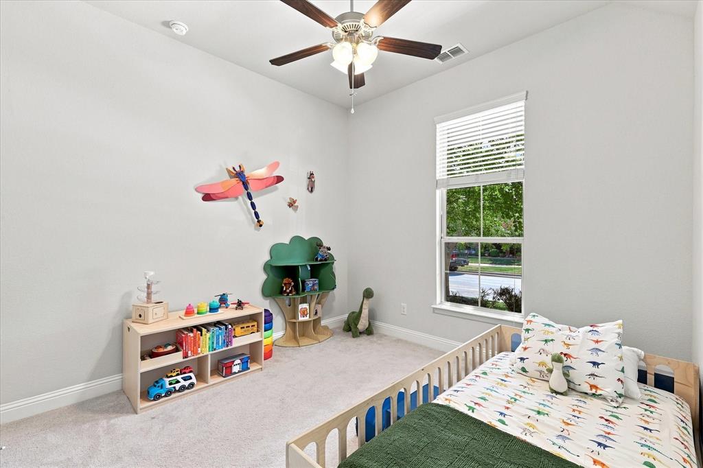 904 Boardwalk Way Property Photo 30