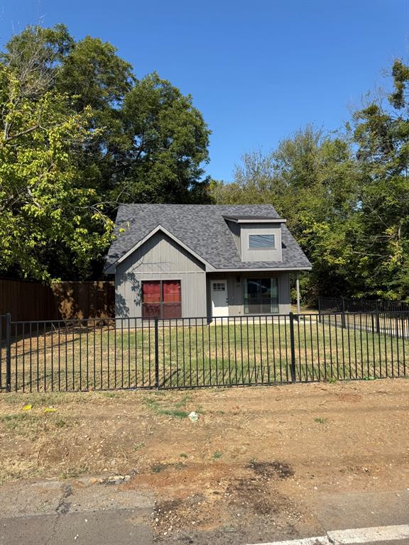 339 19th Street Property Photo 1