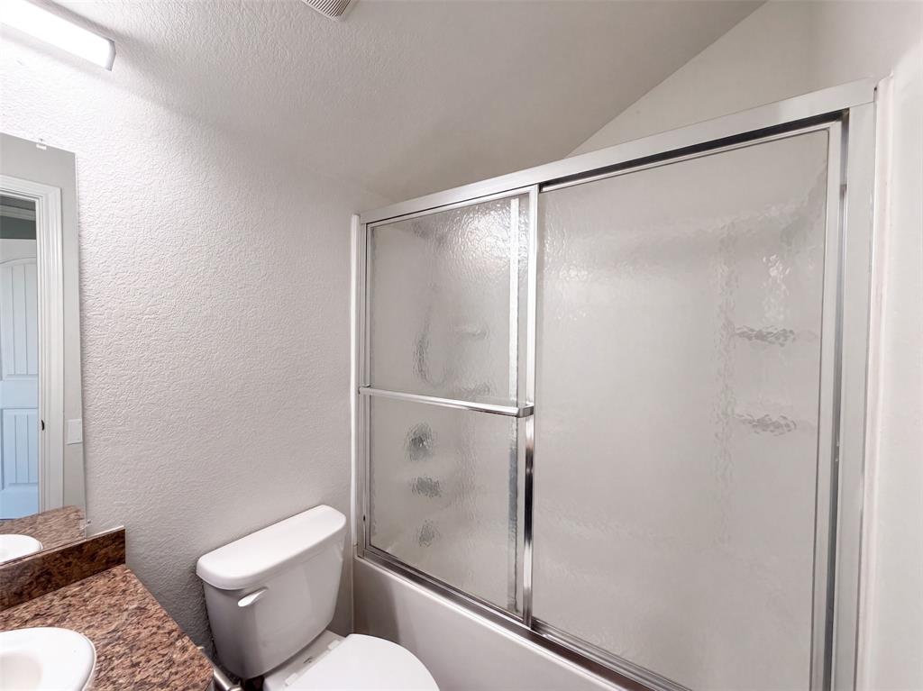 625 River Rock Drive Property Photo 15