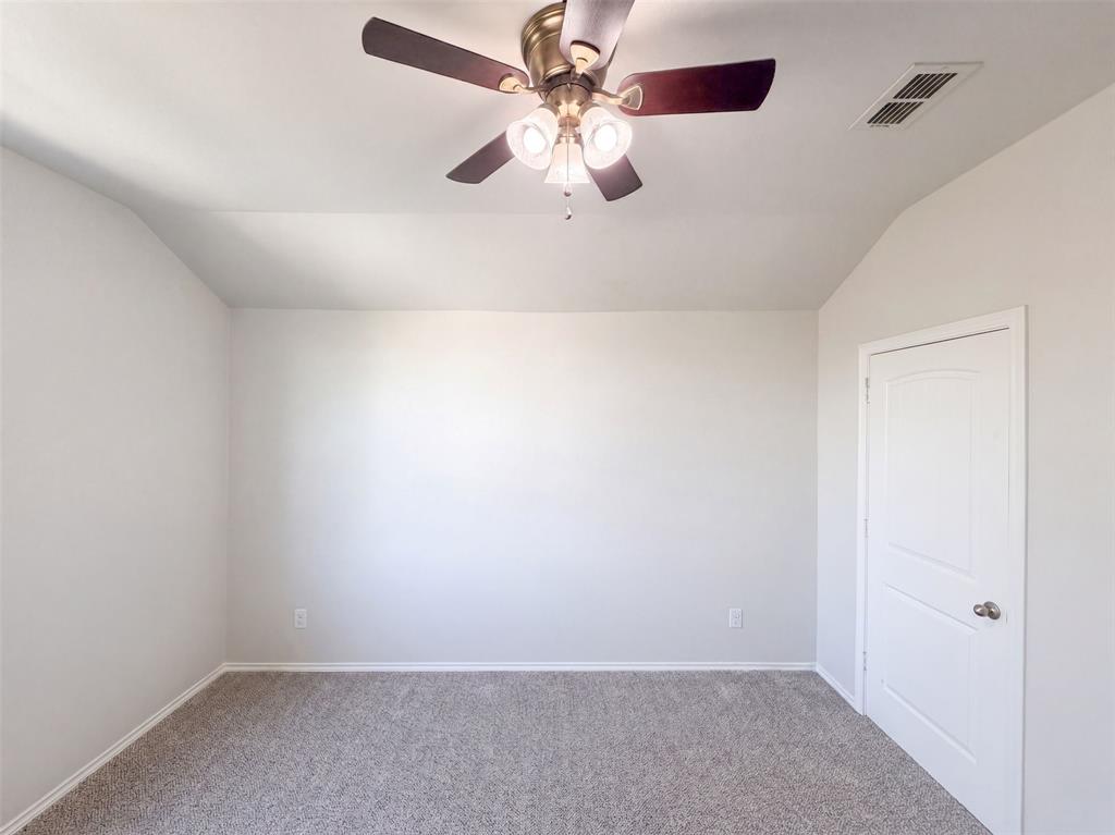 625 River Rock Drive Property Photo 18
