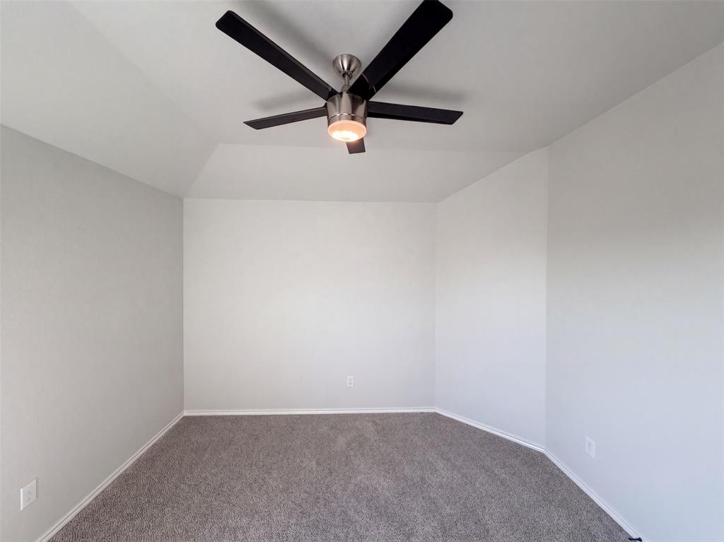 625 River Rock Drive Property Photo 20