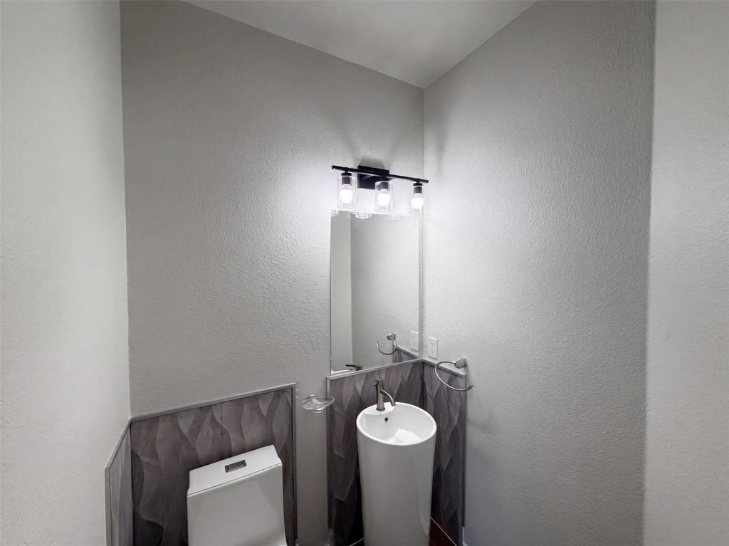 625 River Rock Drive Property Photo 22