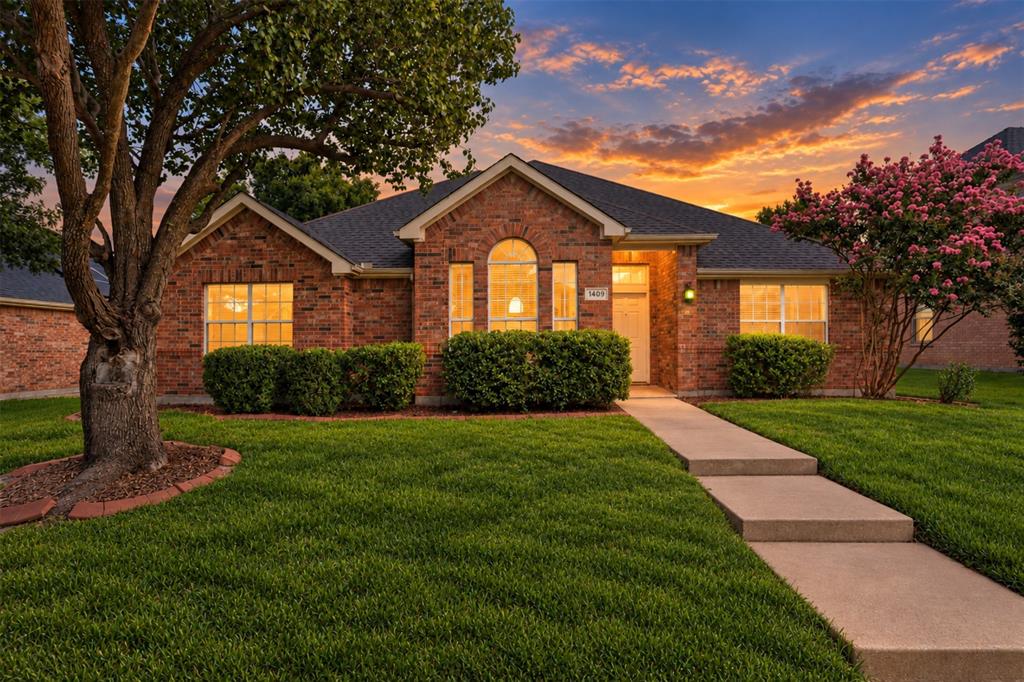 1409 Autumnmist Drive Property Photo 1