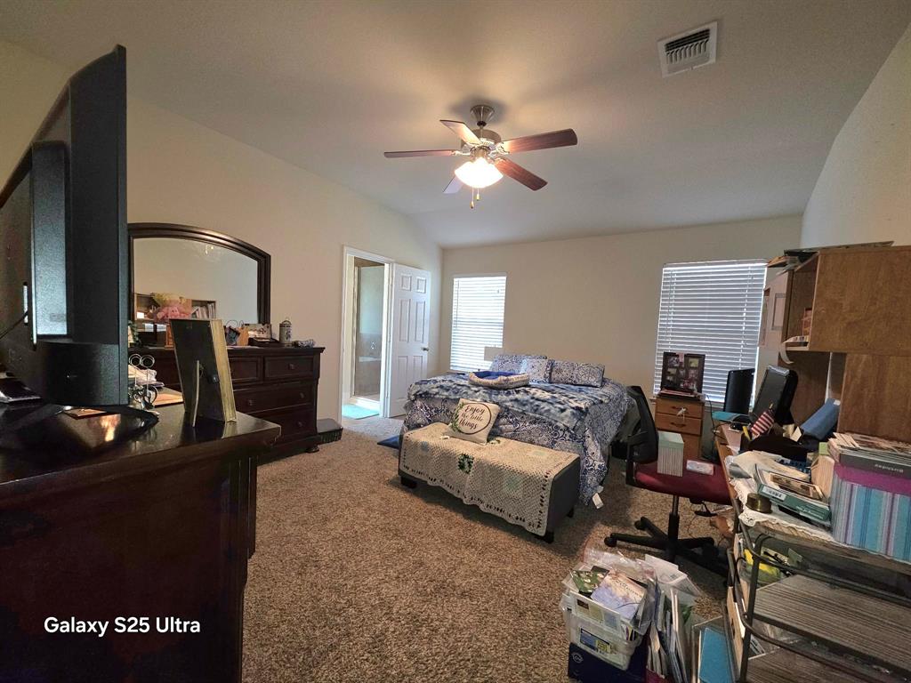 9805 Shallow Creek Drive Property Photo 9
