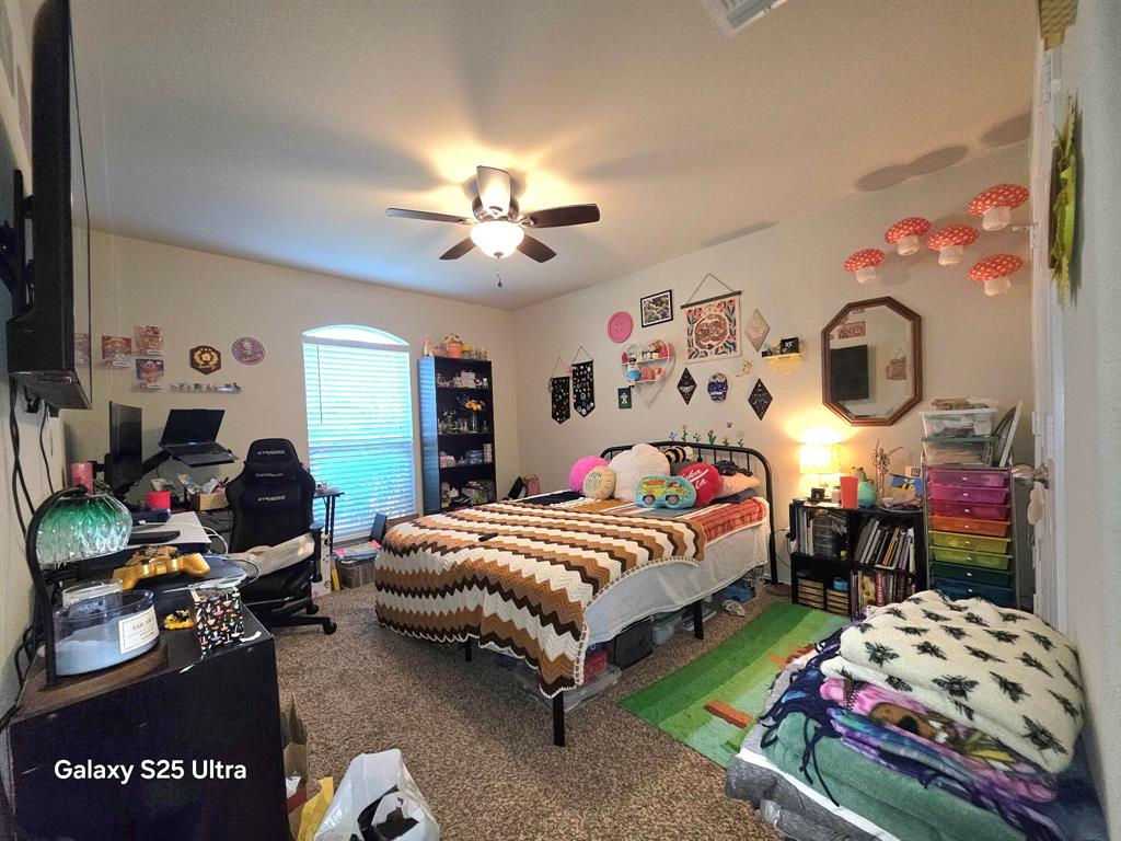 9805 Shallow Creek Drive Property Photo 12