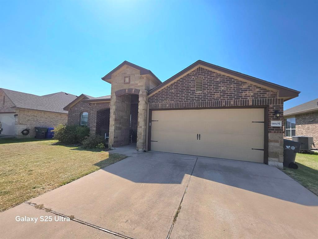 9805 Shallow Creek Drive Property Photo 20
