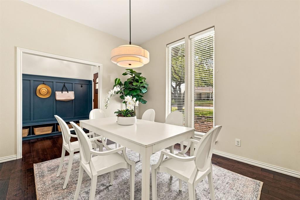 2206 Victoria Lane Property Photo 6