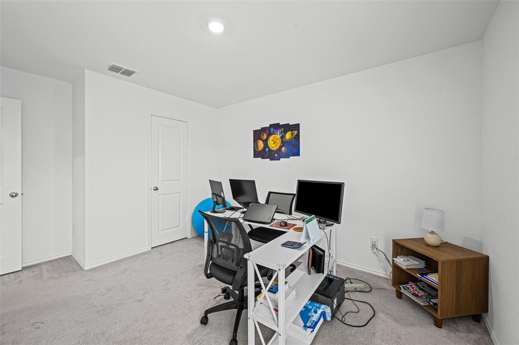 2824 Slatewood Drive Property Photo 16