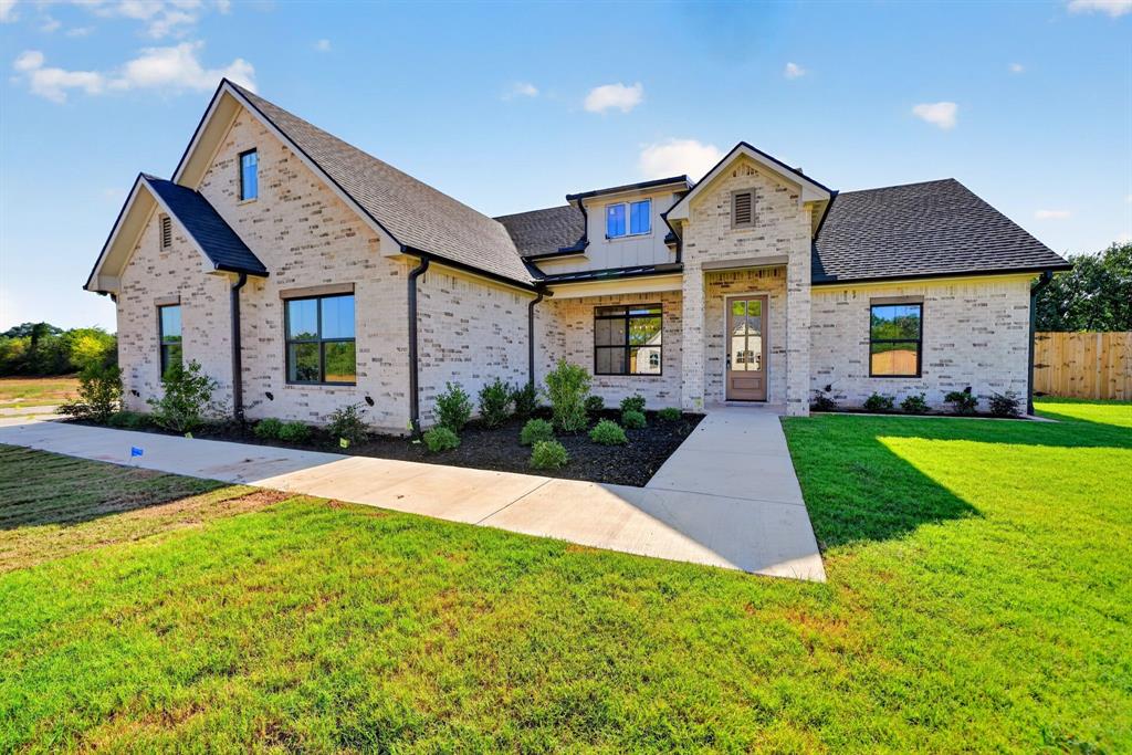 370 Grace Lane