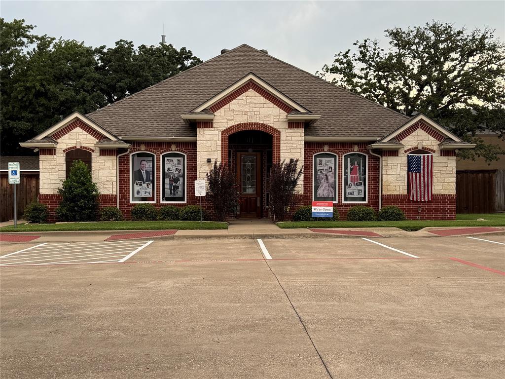 2550 Legacy Point Drive