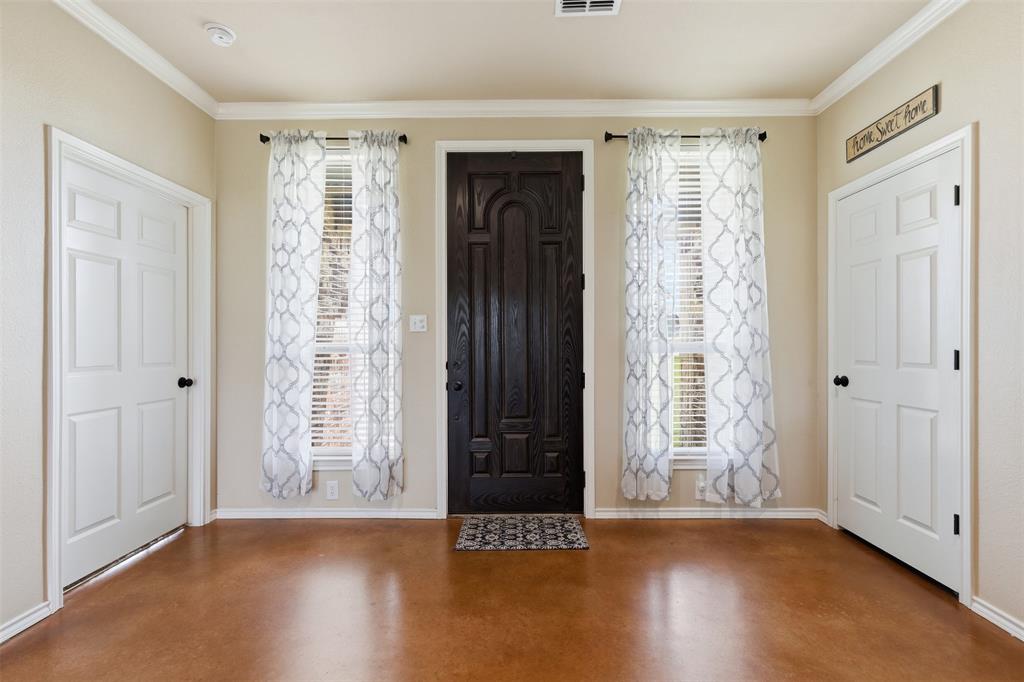 2425 Pecan Springs Road Property Photo 9