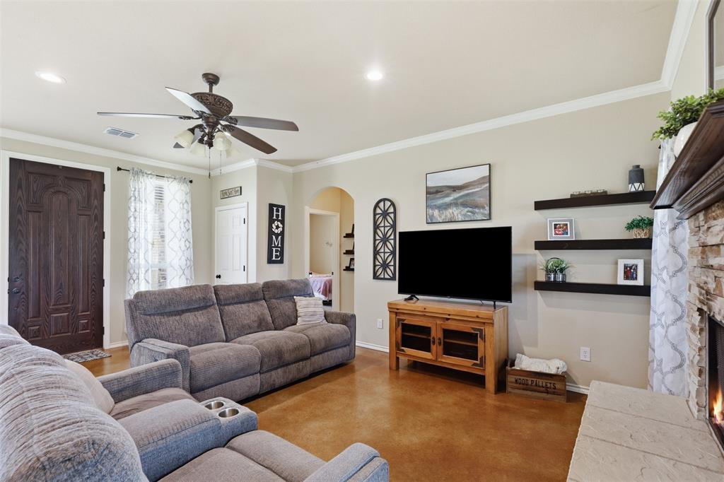 2425 Pecan Springs Road Property Photo 10