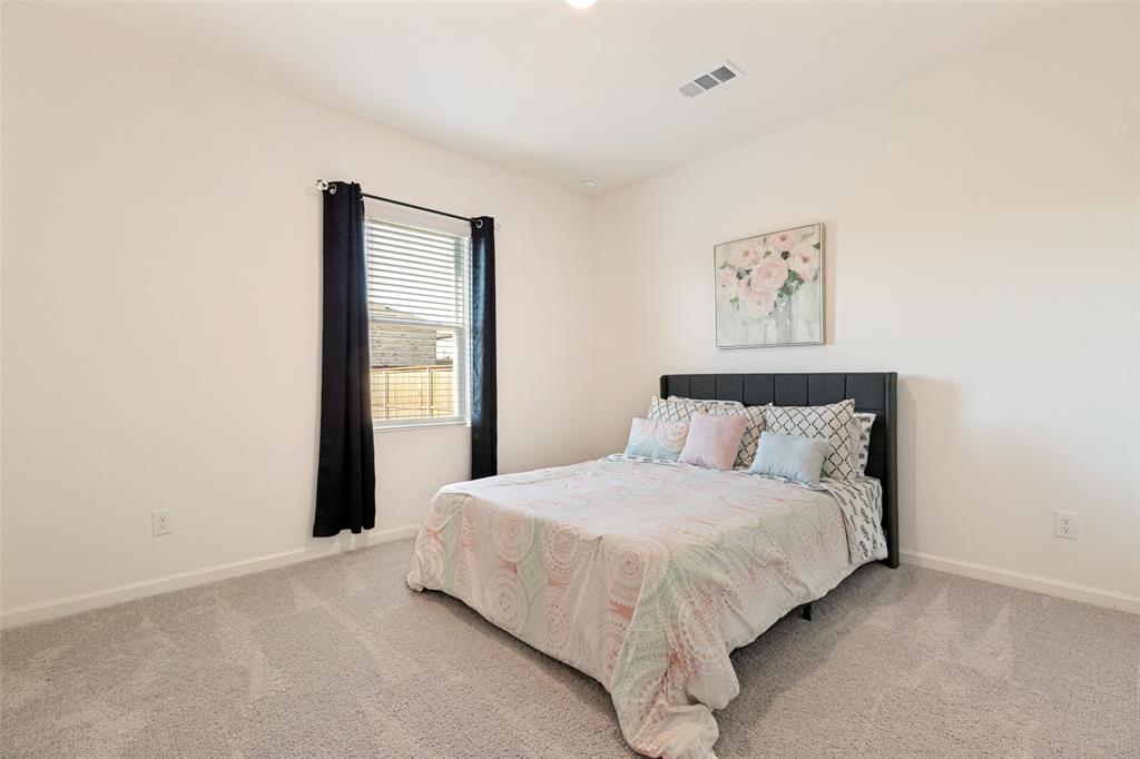14160 Donahue Street Property Photo 12