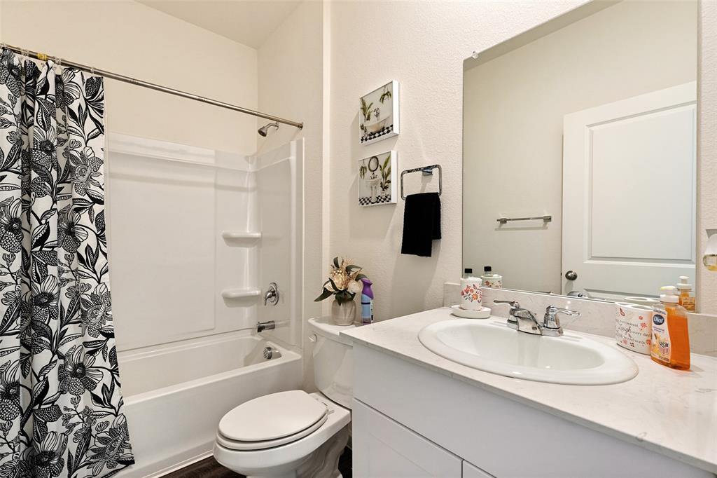 14160 Donahue Street Property Photo 20