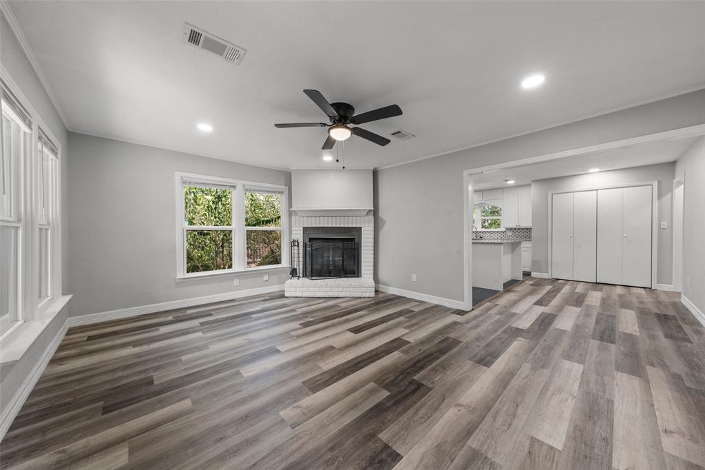 4529 Sanger Avenue Property Photo 4