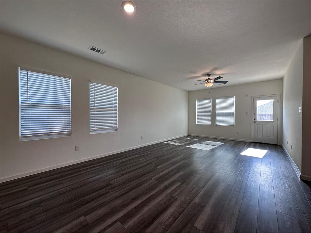 1617 Braeburn Lane Property Photo 6