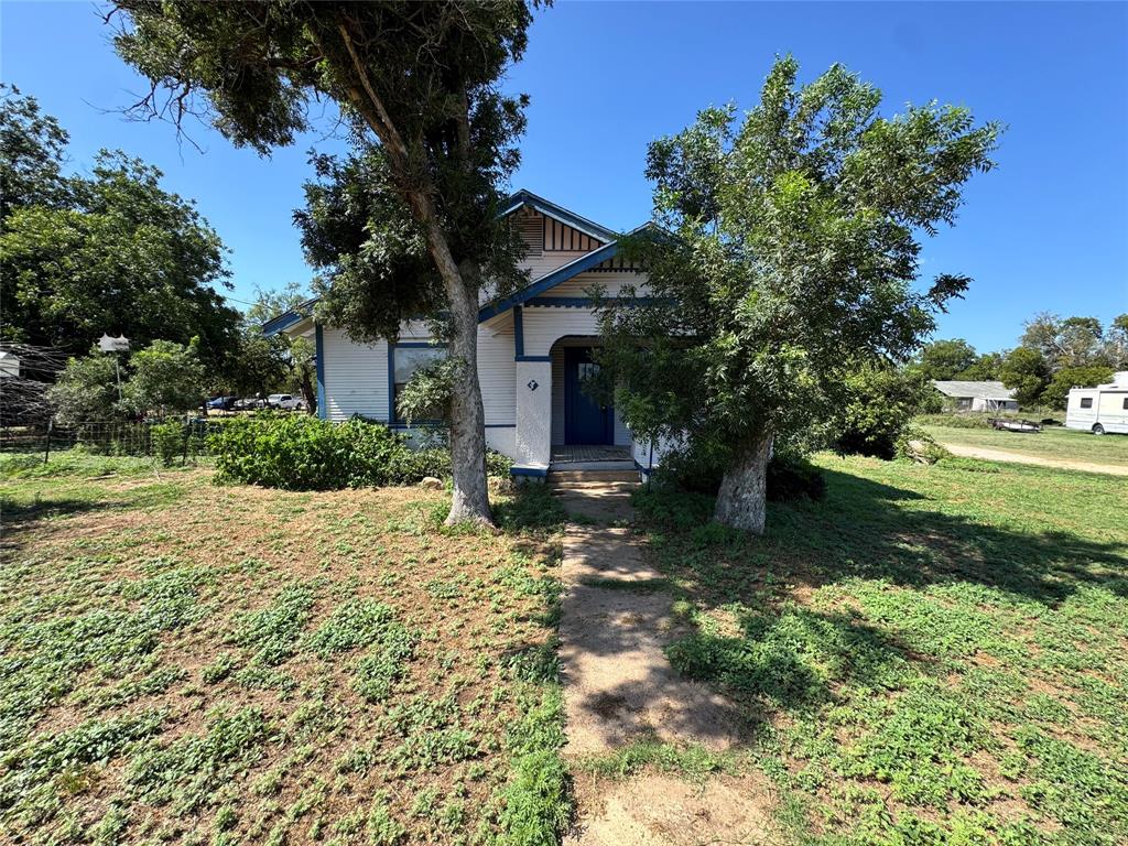 204 Bowie Street Property Photo 1