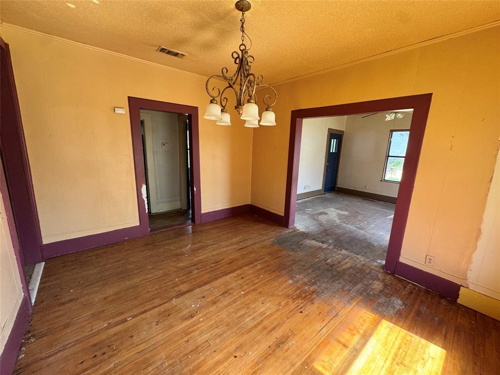 204 Bowie Street Property Photo 5