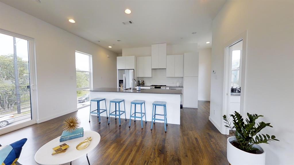 4905 Live Oak Street C Property Photo 8