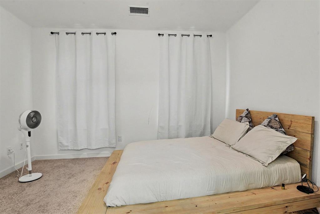 9324 Laurel Wreath Drive Property Photo 5