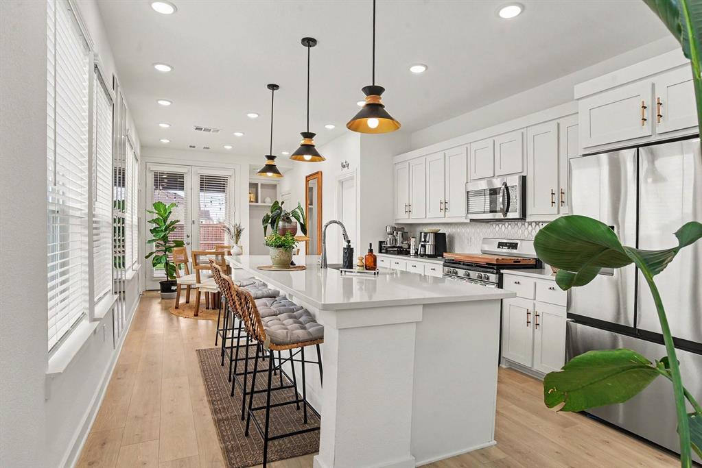 9324 Laurel Wreath Drive Property Photo 11