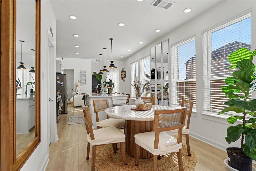 9324 Laurel Wreath Drive Property Photo 13