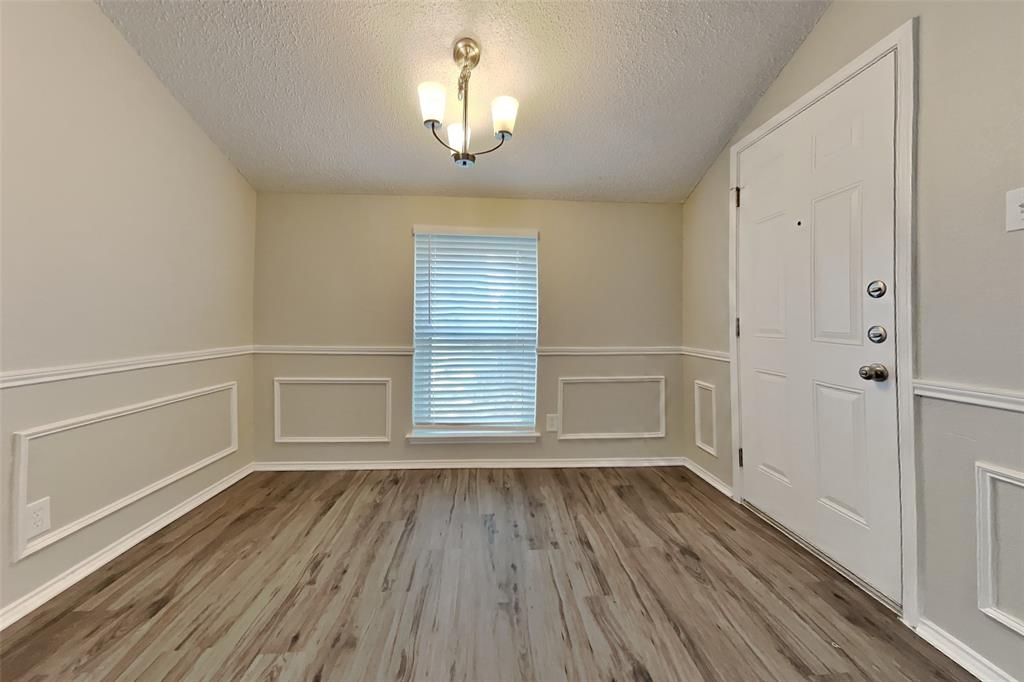 6011 Parkmeadow Drive Property Photo 7