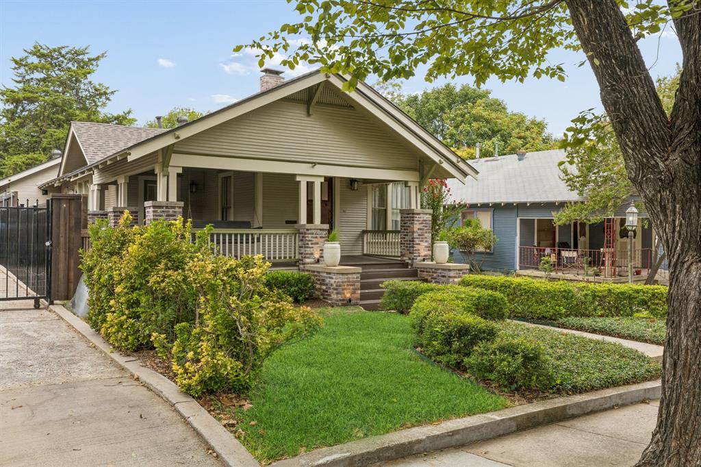 1011 Woodlawn Avenue Property Photo 4