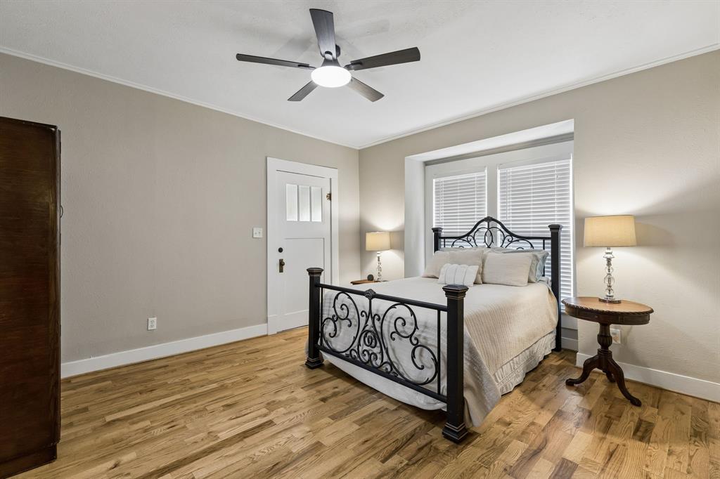 1011 Woodlawn Avenue Property Photo 17