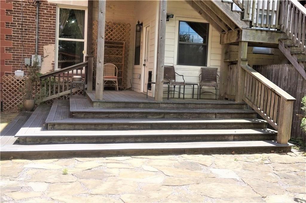 611 Main Street Property Photo 13