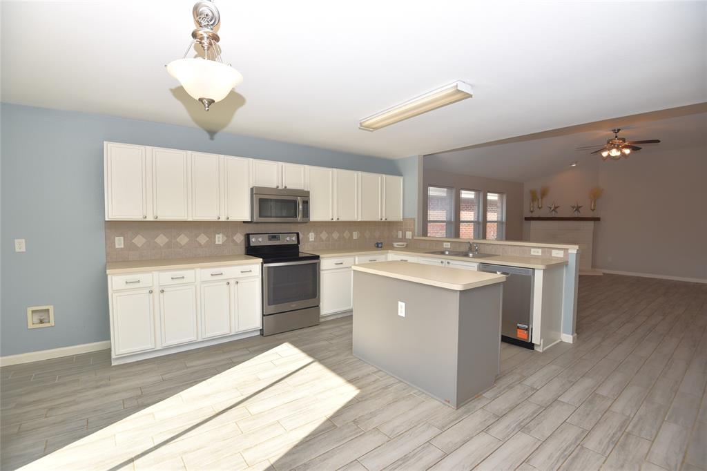 9417 Pastime Court Property Photo 6
