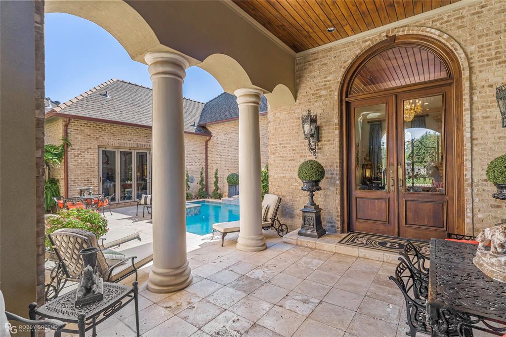 104 Belle Maison Court Property Photo 4