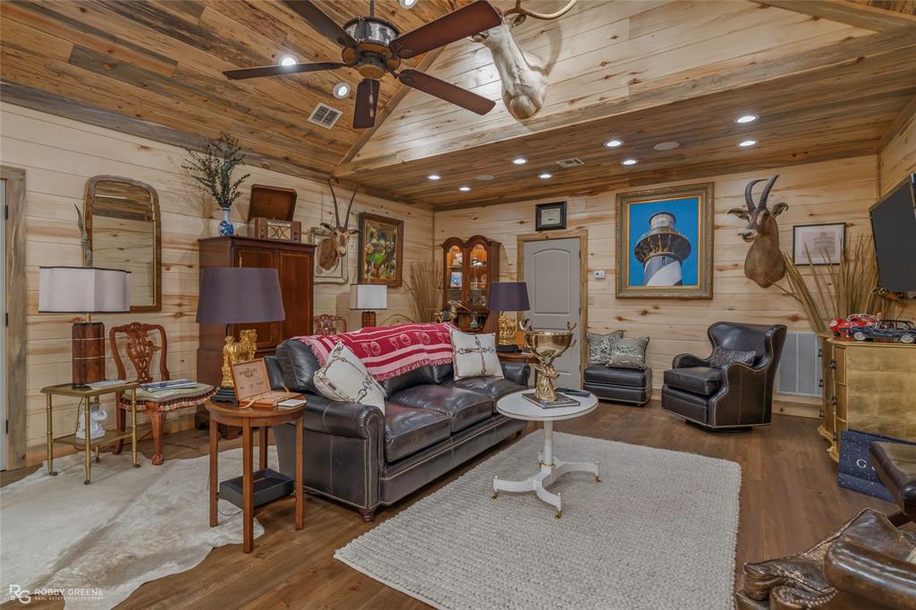 104 Belle Maison Court Property Photo 31