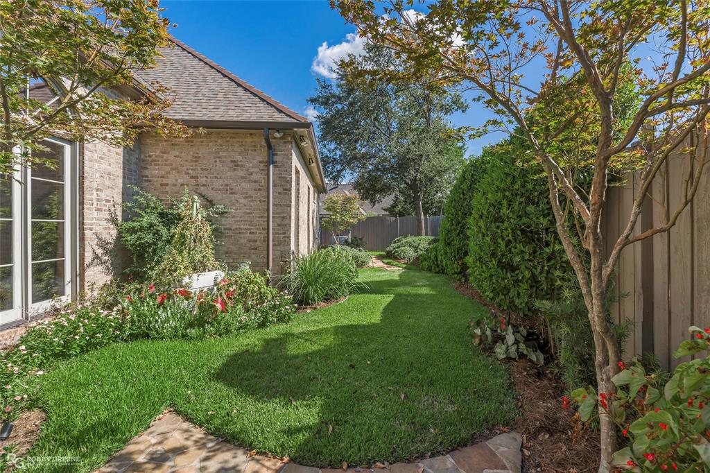 104 Belle Maison Court Property Photo 36