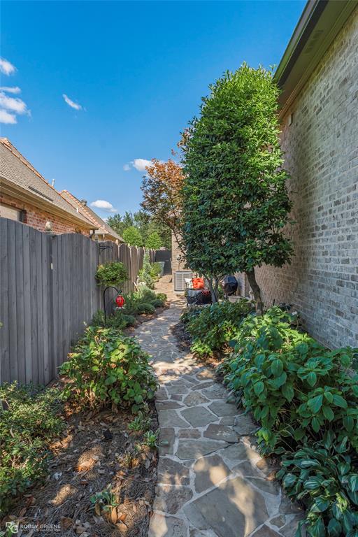 104 Belle Maison Court Property Photo 37